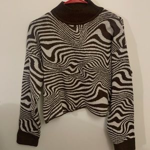 H&M Divided XS Brown Wavy Patterned Sweater